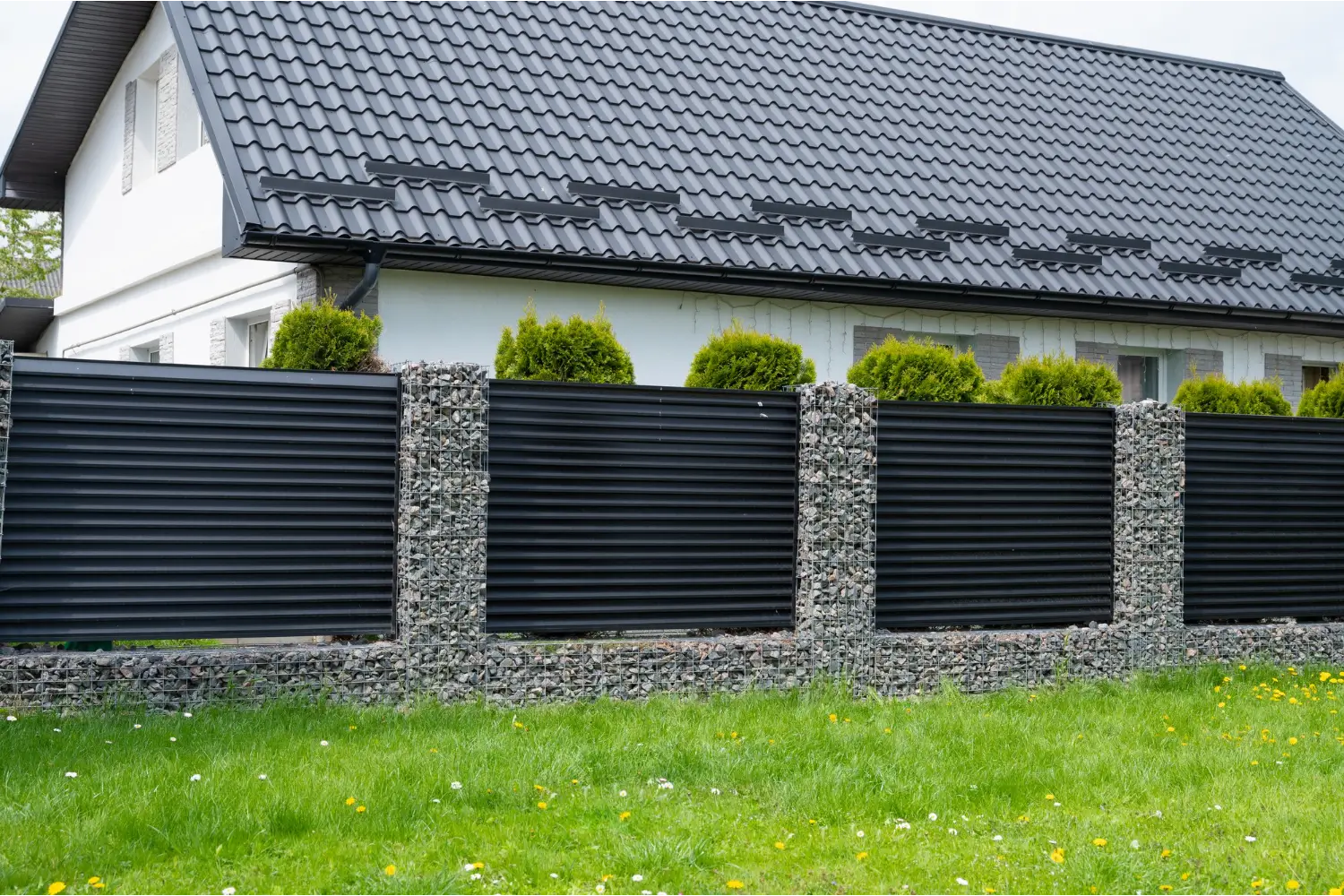 How to choose perfect fencing for your garden?